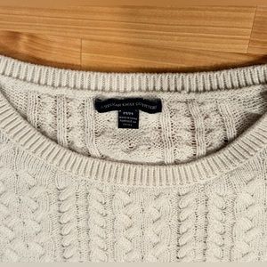 American Eagle knit sweater with side zippers size Meduim